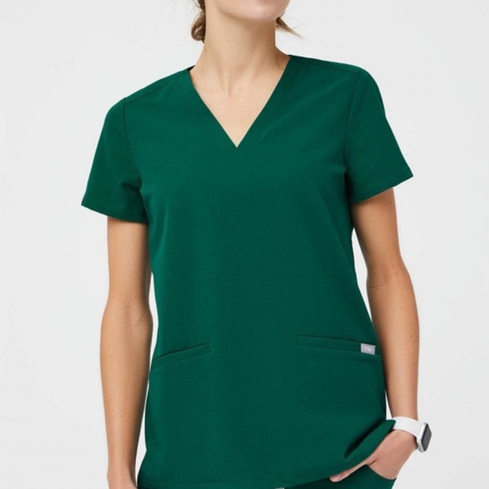 Figs hunter green LIMITED EDITION XS casma top